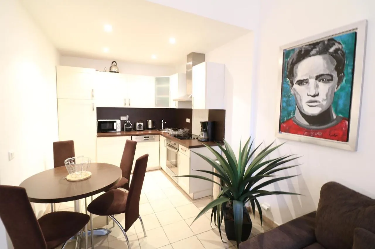 Apartment 1 Bedroom Joffre 2 Mins From Palais Des Festivals 263 Cannes France
